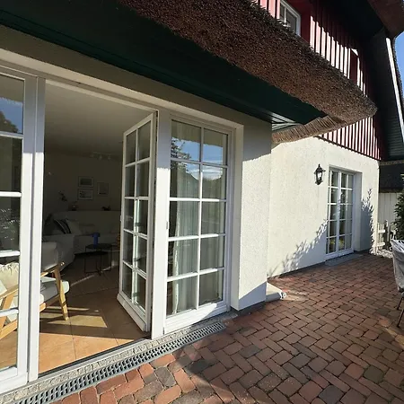 Chausseestrasse App 01 보른