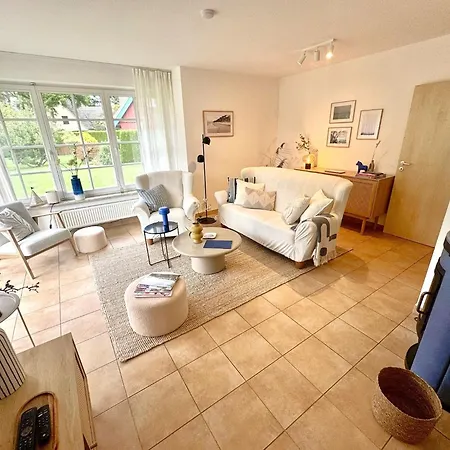 Chausseestrasse App 01 * 보른