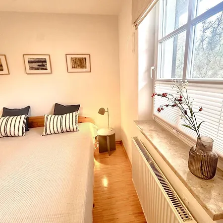 Chausseestrasse App 01 아파트