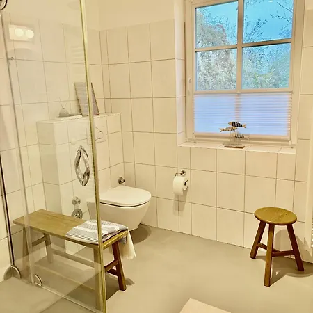 Chausseestrasse App 01 * 보른